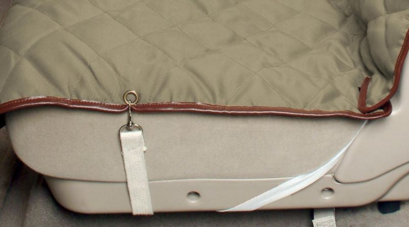 Solvit Deluxe Sta-Put Bench Pet Cover