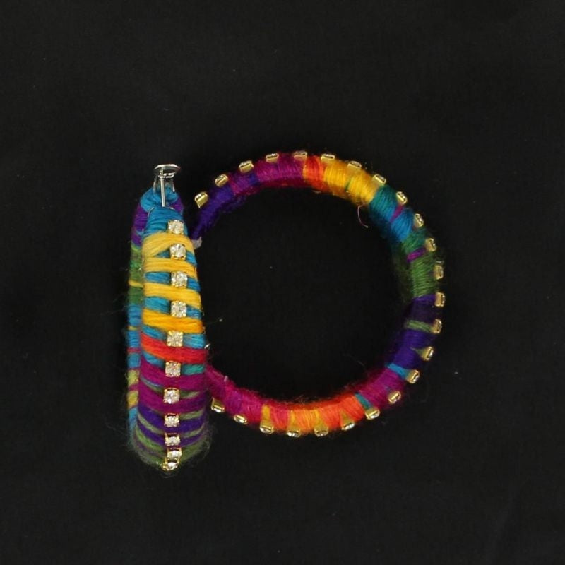 Blazin Roxx Yarn Thread Hoop EarringsBk/Wh