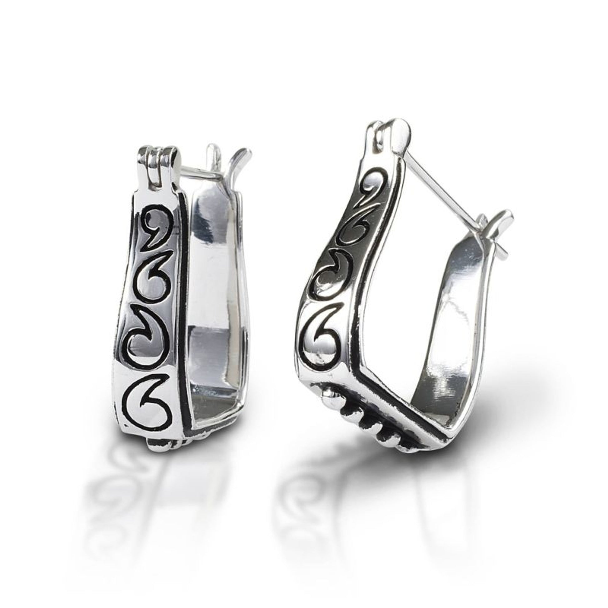 Kelly Herd Engraved Stirrup Earring - Sterling Sil